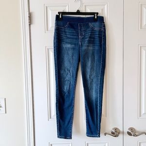 No Boundaries M Medium 7-9 dark wash jegging jeans